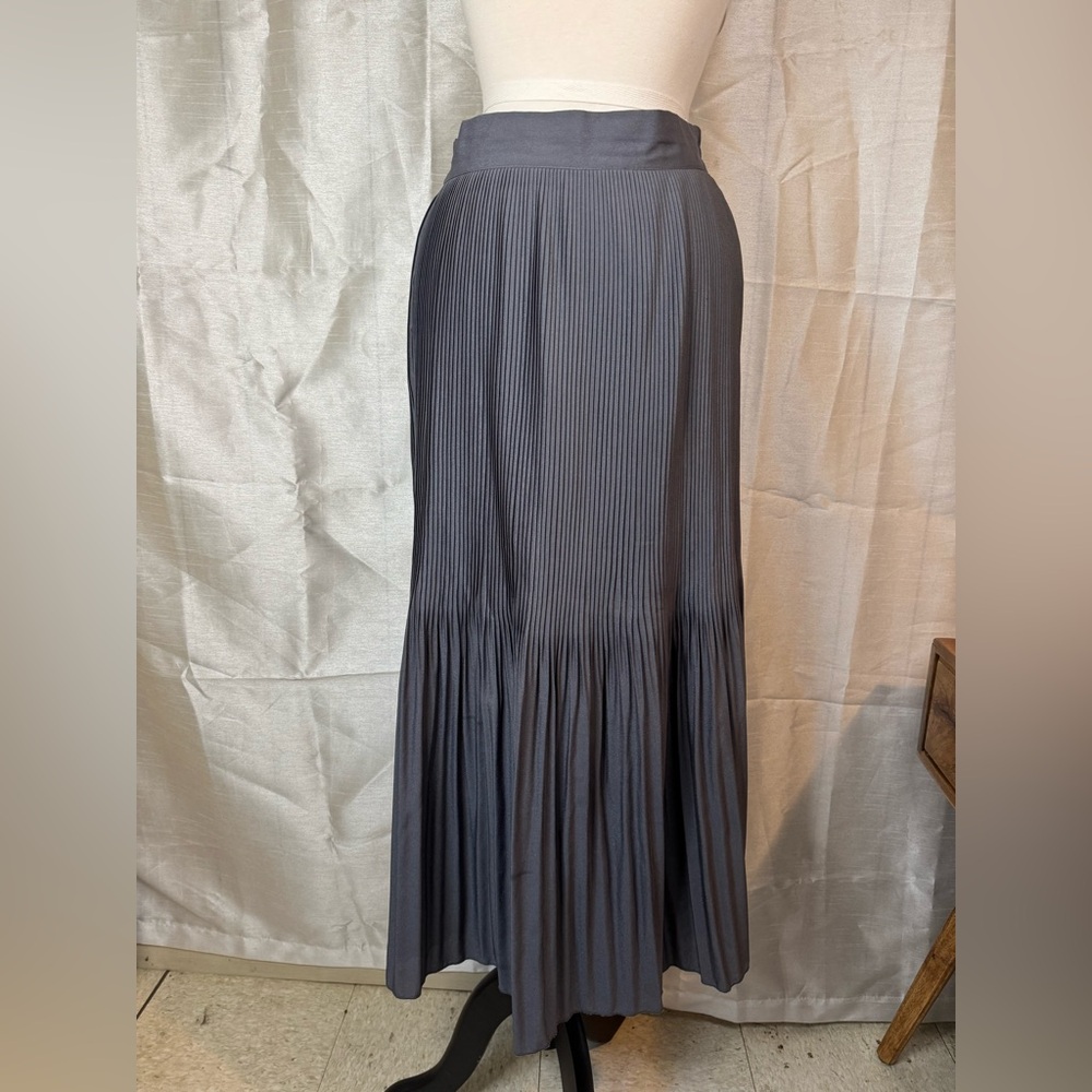 Old Navy Gray Trumpet Maxi Skirt